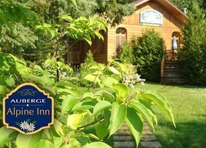 Auberge Alpine Inn แซ็ง-ตาแดล ภายนอก รูปภาพ